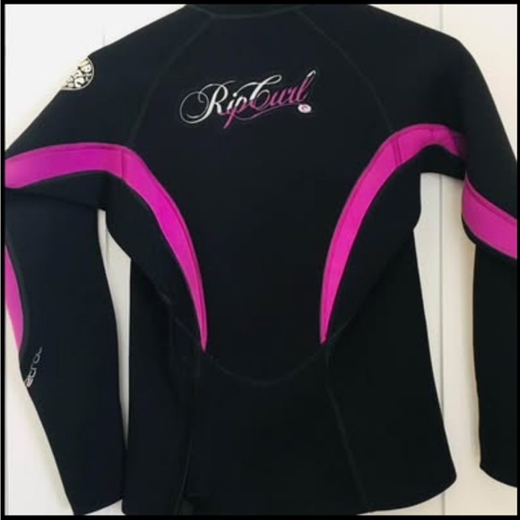 Rip Curl Black and Pink Wetsuit - Picture 2 of 3